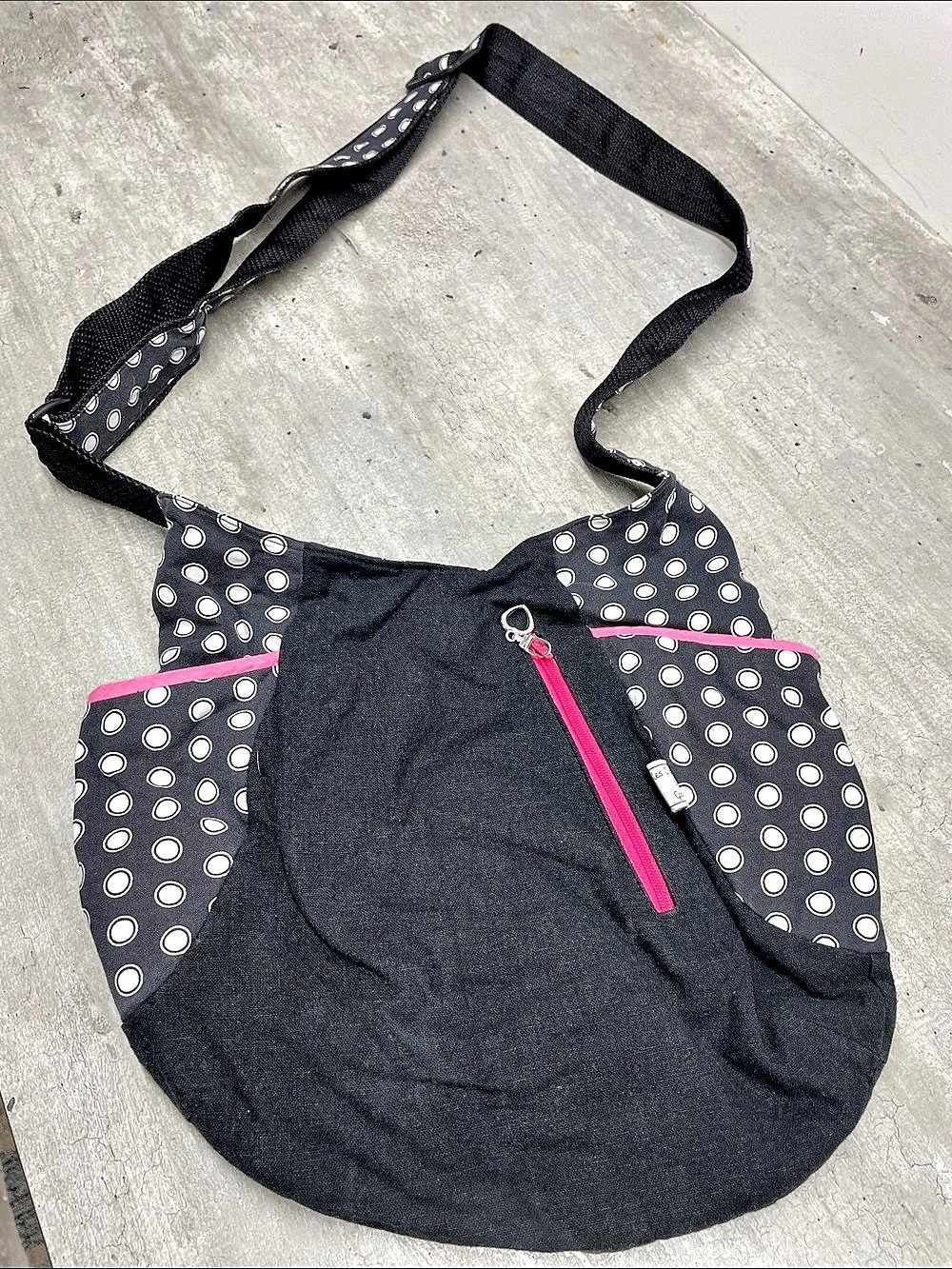 Les Créations de Géraldine Polka Dot Shoulder Bag in Black & Pink